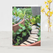 水気が多い妖精の庭の挨拶状 カード (黄色い花)