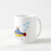 水泡の付いた黄色と青のおもちゃ潜水艦 コーヒーマグカップ (正面右)