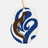 水泳のカワウソのオーナメント セラミックオーナメント (裏面)