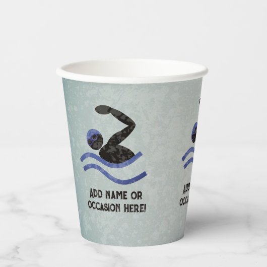 水泳コンペティション – 鋭い泳ぐ人男らしデザイン 紙コップ (正面)