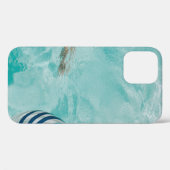 水泳プールで水着と水泳を着た女の子 Case-Mate iPhoneケース (裏面 (横))