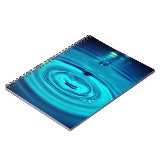 水滴が青い波紋を散らす ノートブック (左側)