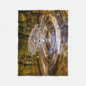 水滴の飛散 フリースブランケット (正面)