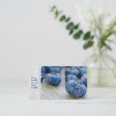 水滴を持つブルーベリーマクロ 名刺 (スタンド正面)