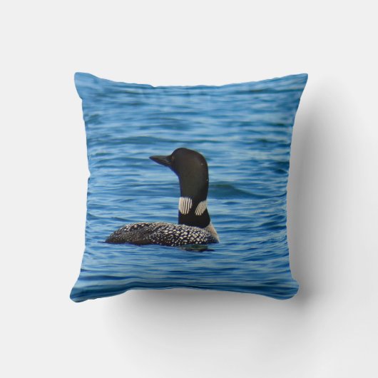 水潜り鳥の枕 クッション (裏面)