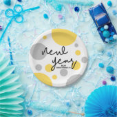 水玉模様が新年の始まりを黄色い灰色に ペーパープレート (パーティー)