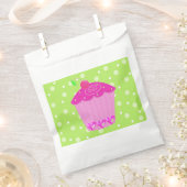 水玉模様とピンクカップケーキ フェイバーバッグ (クリップ留めされた状態)