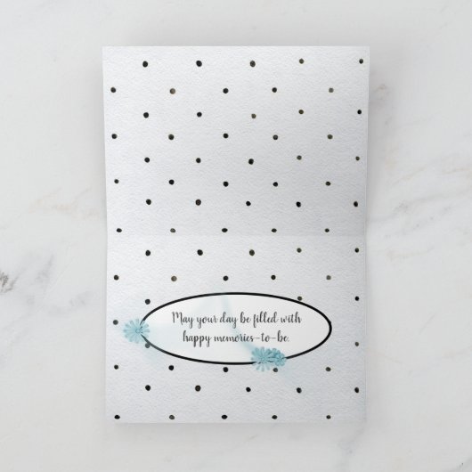 水玉模様とリボンの弓の誕生日 カード (内部)