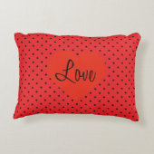 水玉模様と赤いハートのアクセント枕 アクセントクッション (裏面)