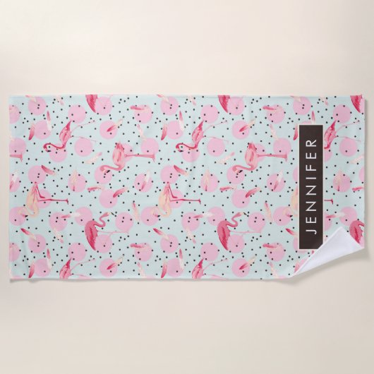 水玉模様のあなたの一流の|のフラミンゴの羽を加えて下さい ビーチタオル (正面)
