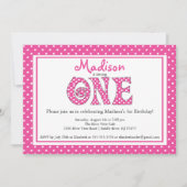 水玉模様アルファベットの初誕生日パーティーの招待 招待状 (正面)