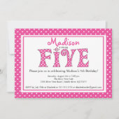 水玉模様アルファベット第5誕生日パーティーの招待 招待状 (正面)