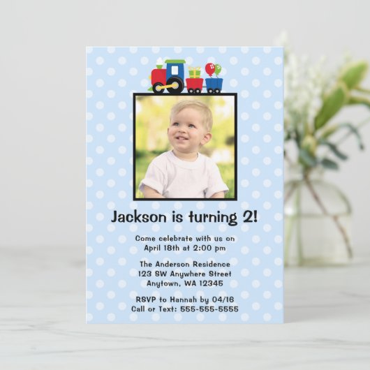 水玉模様トレイン誕生日ボーイフォト招待状 招待状 (スタンド正面)