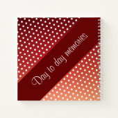 水玉模様パターン（の模様が）ある日記ノート ノートブック (裏面)