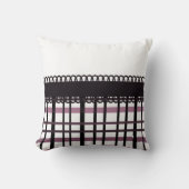 水玉模様及び格子縞のパーティーの~のピンク クッション (正面)