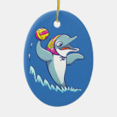 水球を遊んでいる間球を投げているイルカ セラミックオーナメント (正面)