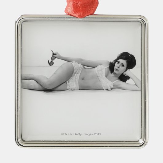 水着の女性 メタルオーナメント (正面)