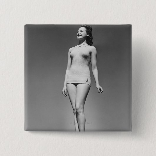 水着の女性 缶バッジ (正面)