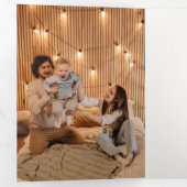 水素朴色のウィンドウとクリスマスフローラ写真 三つ折りカード (内部最初)