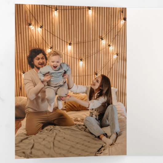 水素朴色のウィンドウとクリスマスフローラ写真 三つ折りカード (内部最初)