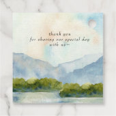 水素朴色の山の湖の冬の結婚式 フェイバータグ (裏面)