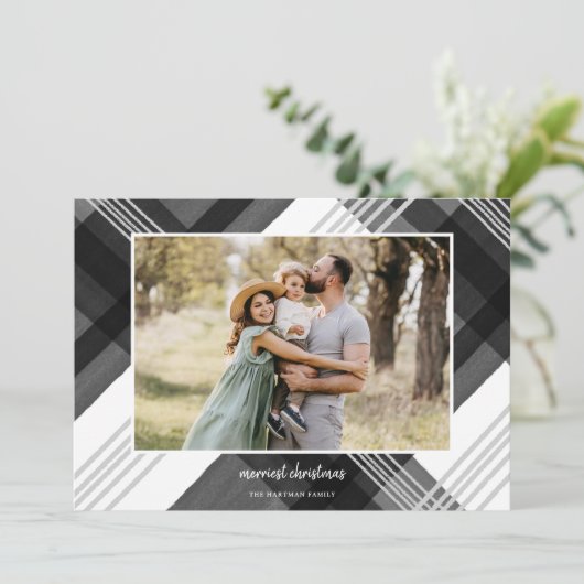 水絵を描色の格子模様の黒いクリスマスフォト シーズンカード (スタンド正面)