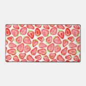 水色いちごスライス模様 デスクマット (正面)