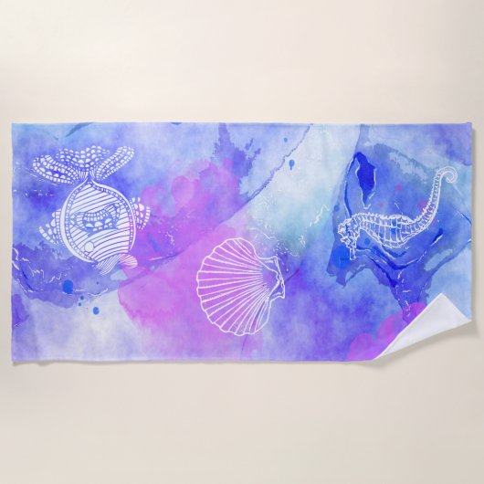 水色のブルースに浮かぶ水魚の海の海 ビーチタオル (正面)