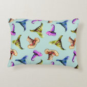 水色の古い帽子：青い背景。 アクセントクッション (裏面)