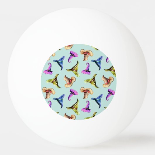 水色の古い帽子：青い背景。 卓球ボール (正面)