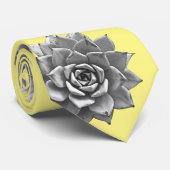 水色の多肉類が黄色のネックタイに灰色 ネクタイ (ロール)