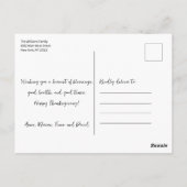 水色の手がカボチャの感謝祭を保持 ポストカード (裏面)