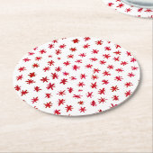 水色の星 – 赤 ラウンドペーパーコースター (アングル)