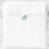 水色の背景に赤いトンボ 三角形シール (バッグ)