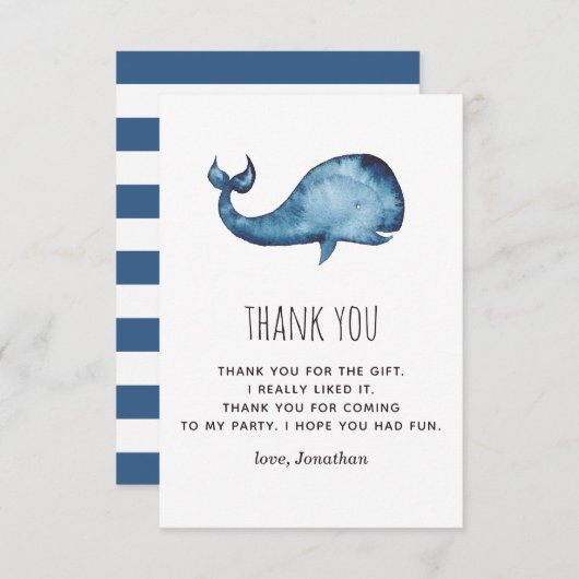 水色の青いネイビーかわいいクジラ。子供の誕生日 サンキューカード (正面/裏面)