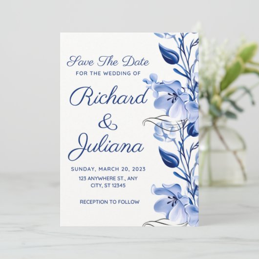 水色ほこりっぽい青フローラネイビー結婚ブルー 招待状 (スタンド正面)