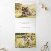 水色エレガントポインセチア付き/金ゴールドフレーム写真 三つ折りクリスマスカード (内部)