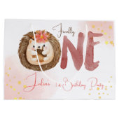 水色ハリネズミ第1誕生日 ラージペーパーバッグ (裏面)