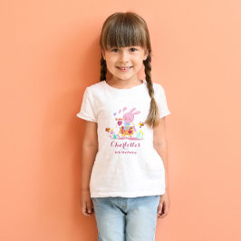水色ピンクのウサギの庭の子供の誕生日 Tシャツ