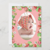 水色ベリー甘い最初の女の子の誕生日の写真 招待状 (裏面)