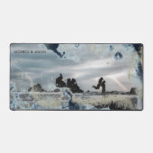 水色波対フォトモノグラム デスクマット (正面)