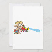 水鉄砲を持つ少年の夏のおもしろい 招待状 (正面)