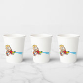 水鉄砲を持つ少年の夏のおもしろい 紙コップ