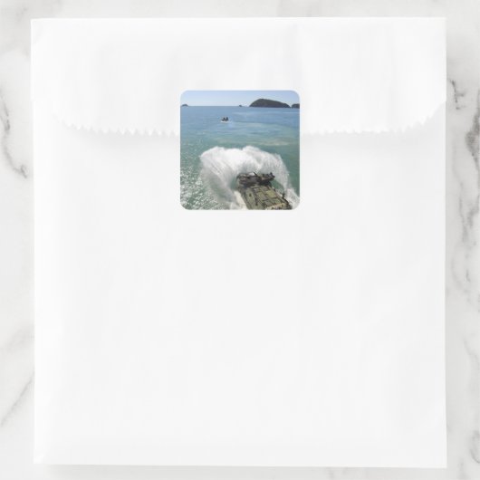 水陸両用アサルト車は井戸のデッキを出る スクエアシール (バッグ)