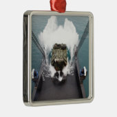 水陸両用突撃機がUSNSから降りる メタルオーナメント (右)