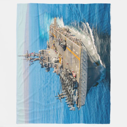 水陸両用突撃船 – LHD 2 フリースブランケット (正面)