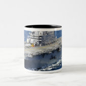 水陸両用突撃船USS Pelliu ツートーンマグカップ (中央)