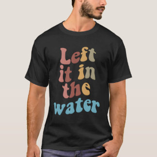 水離れ洗礼の中で Tシャツ
