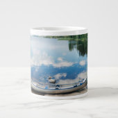 水 |スウェーデンの湖でカヌー ジャンボコーヒーマグカップ (正面)