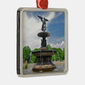 水"セントラル・パーク、NYCのBethesda "天使 メタルオーナメント (右)